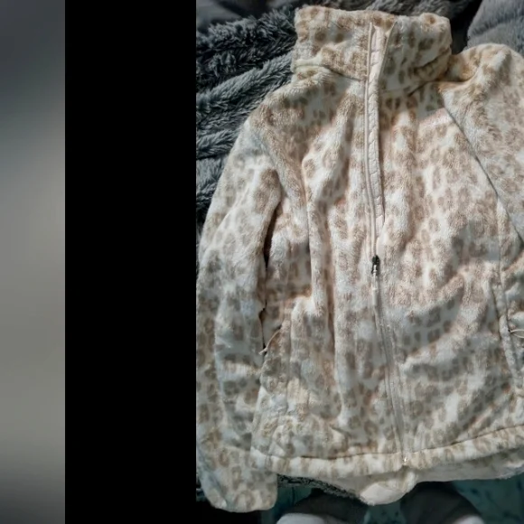 Women's leopard print North Face fleece zip up - Picture 1 of 4